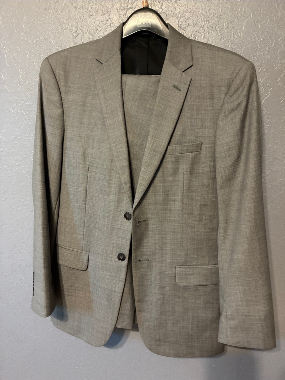 Jos. A. Bank Light Gray Two-Button Notch Lapel Suit Jacket